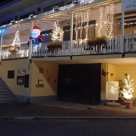 Zur Mosel Hotel Minheim