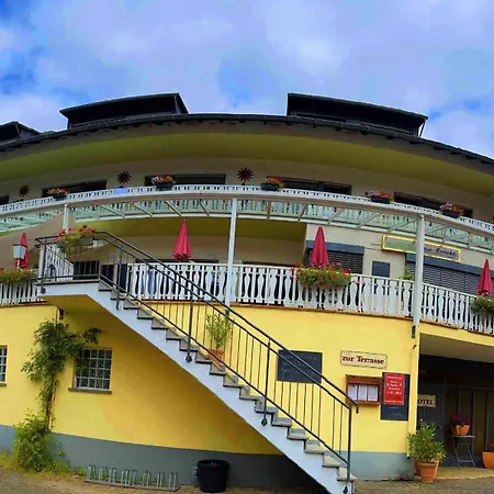 Zur Mosel Hotel *