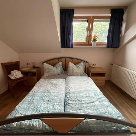 Szálloda Zur Mosel Minheim