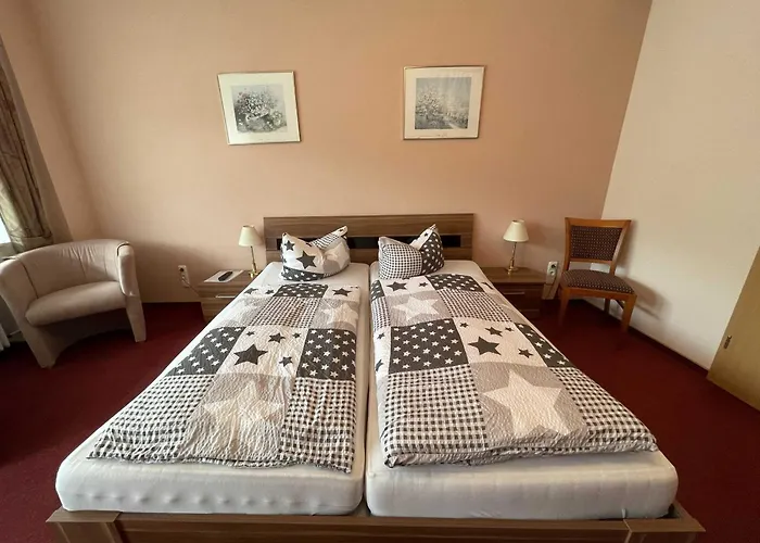 Zur Mosel Hotel Minheim